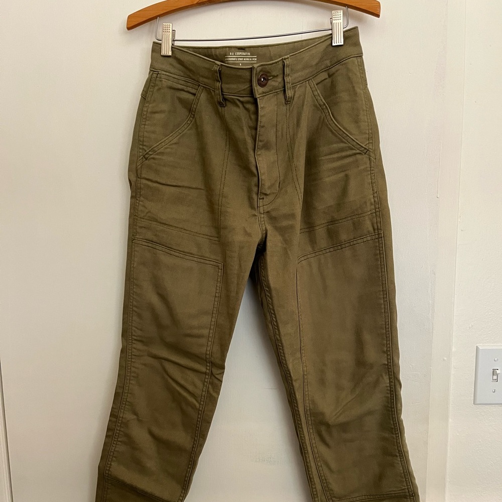 REI Trailsmith Pant. W’s size 8. Like New condition!